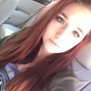 Meet your Posher, Leah